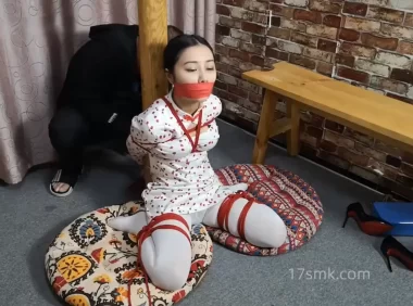 国产唯美逍遥绳艺vk美女捆绑网站在线分享-SXYC380