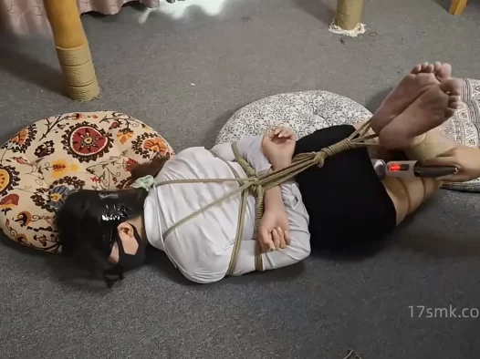 国产唯美逍遥绳艺vk美女捆绑网站在线分享-SXYC393